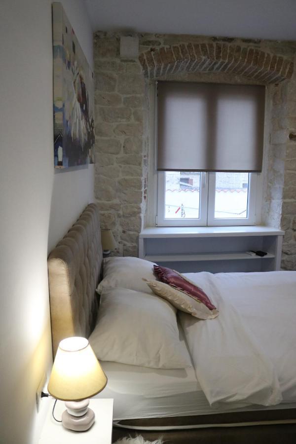 Studios Kadena Trogir - 18Th Century Stone House 外观 照片