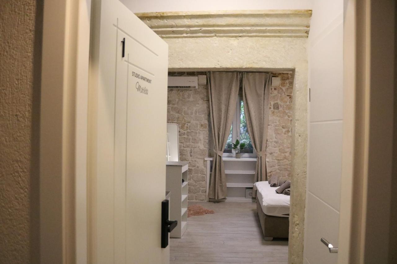 Studios Kadena Trogir - 18Th Century Stone House 外观 照片