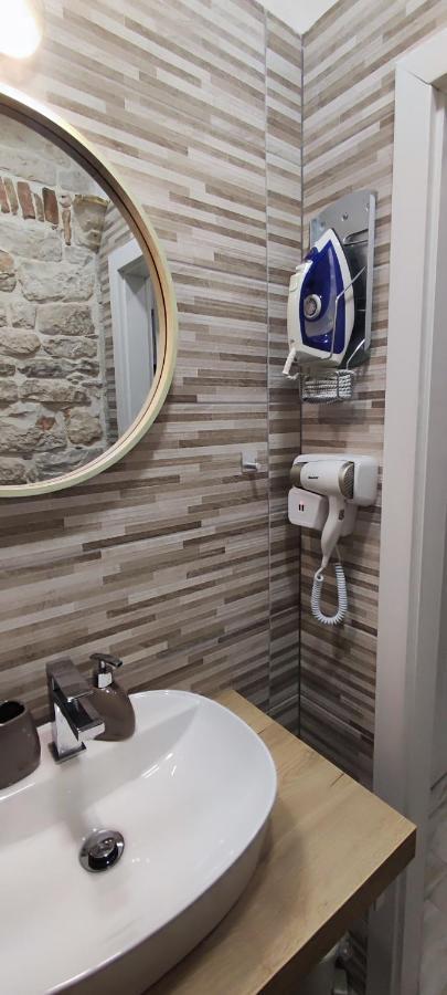 Studios Kadena Trogir - 18Th Century Stone House 外观 照片